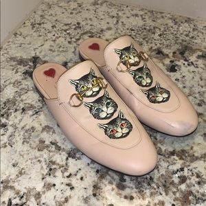 gucci cat mules